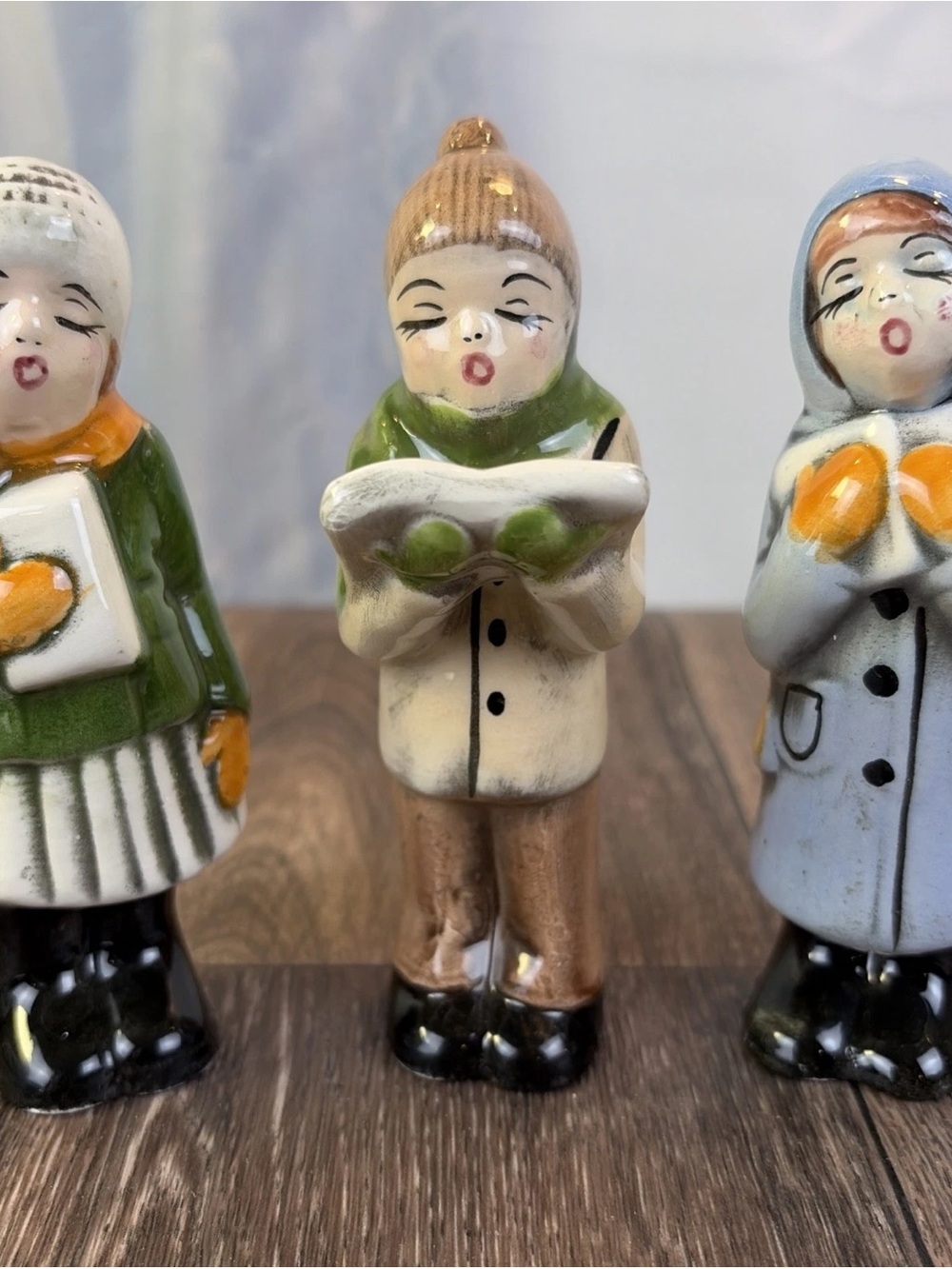 Set of 3 Vintage MR USA Glossy Ceramic Christmas Caroler Figurines 5"